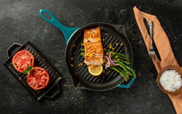 emajlyran-chugunen-gryl-tygan-hosse-krgl-1